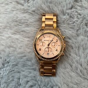 Michael Kors rose gold watch